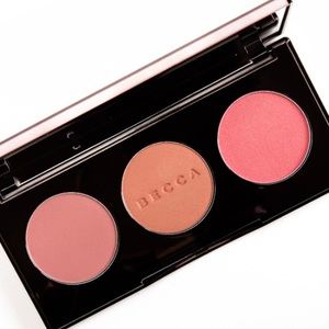 BECCA Cosmetics - Blushed with Light Palette